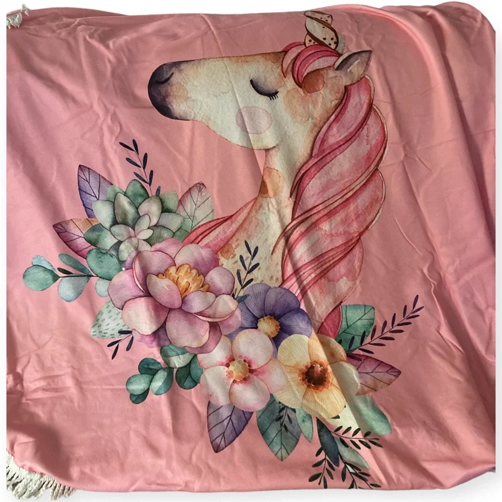 NWOT Unicorn Floral 60” Round Circle Beach Picnic Table Blanket w/ Tassel Fringe